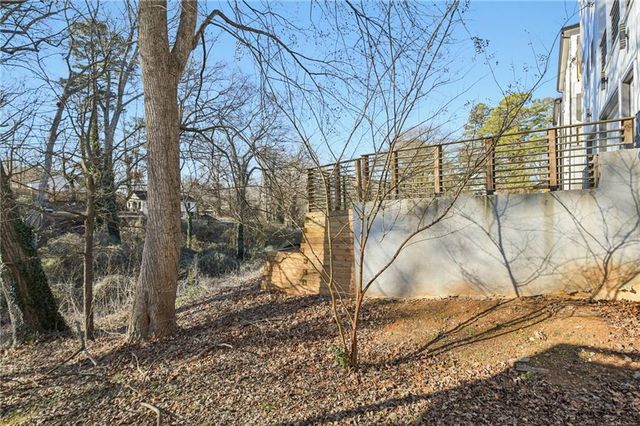 2014 Cambridge Avenue, Atlanta, GA 30337