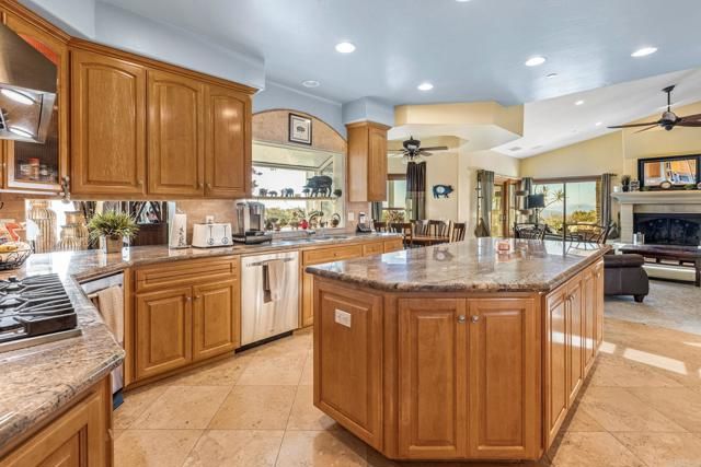 28623 Willow Park, Escondido, CA 92026