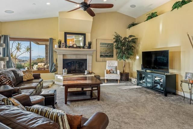 28623 Willow Park, Escondido, CA 92026