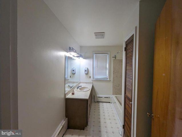 8970 GAP NEWPORT PIKE, Avondale, PA 19311