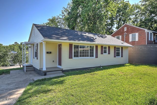 1032 North Wilcox Drive, Kingsport, TN 37660