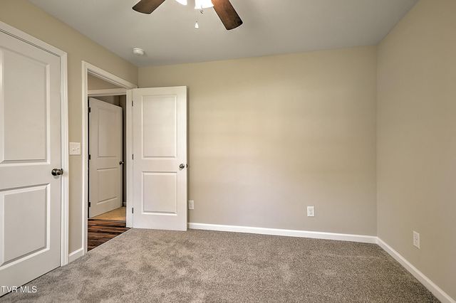 1032 North Wilcox Drive, Kingsport, TN 37660
