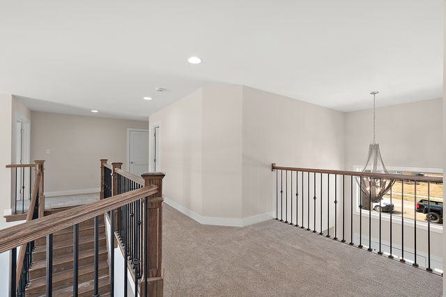 8214 S Stanley Trail, Frankfort, IL 60423