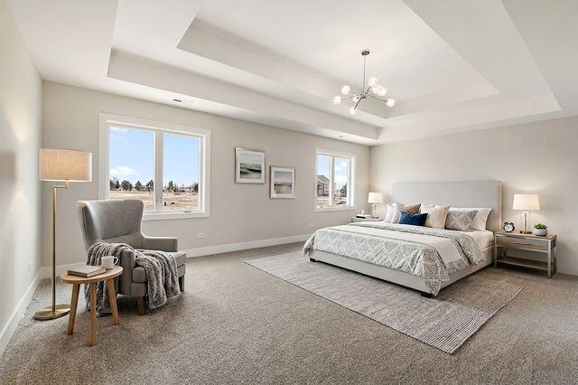 8214 S Stanley Trail, Frankfort, IL 60423