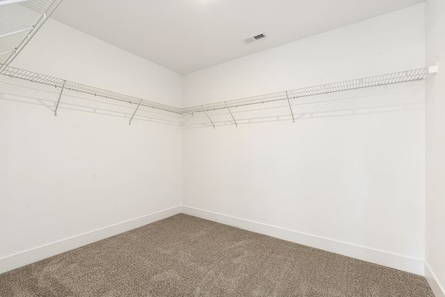 8214 S Stanley Trail, Frankfort, IL 60423