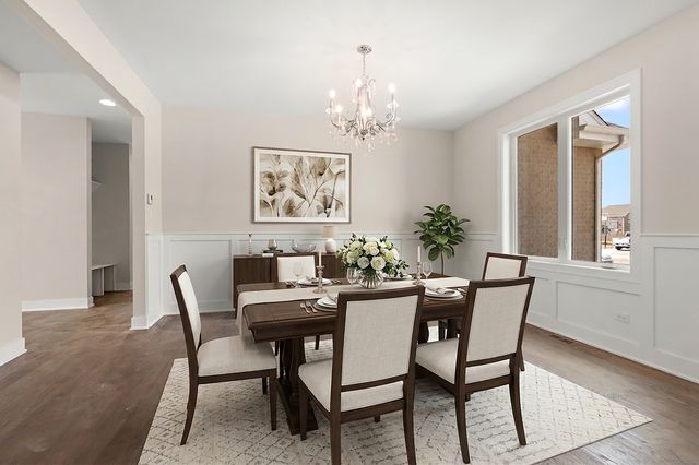 8214 S Stanley Trail, Frankfort, IL 60423