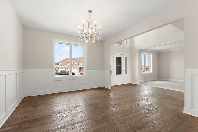 8214 S Stanley Trail, Frankfort, IL 60423