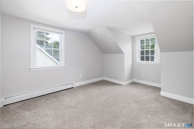 31 Ridgewood Road, Windsor, CT 06095