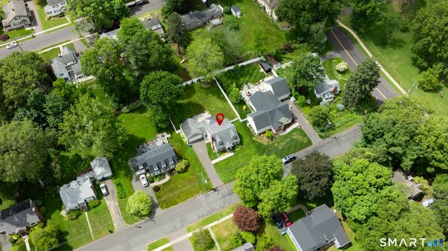31 Ridgewood Road, Windsor, CT 06095