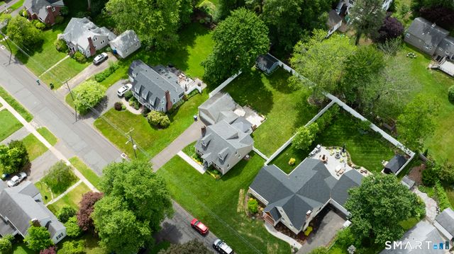 31 Ridgewood Road, Windsor, CT 06095