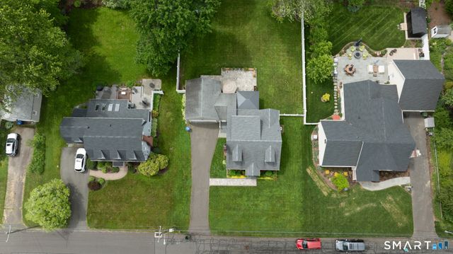 31 Ridgewood Road, Windsor, CT 06095