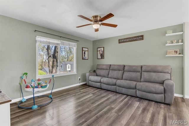 2192 Meadow Drive, Barnhart, MO 63012