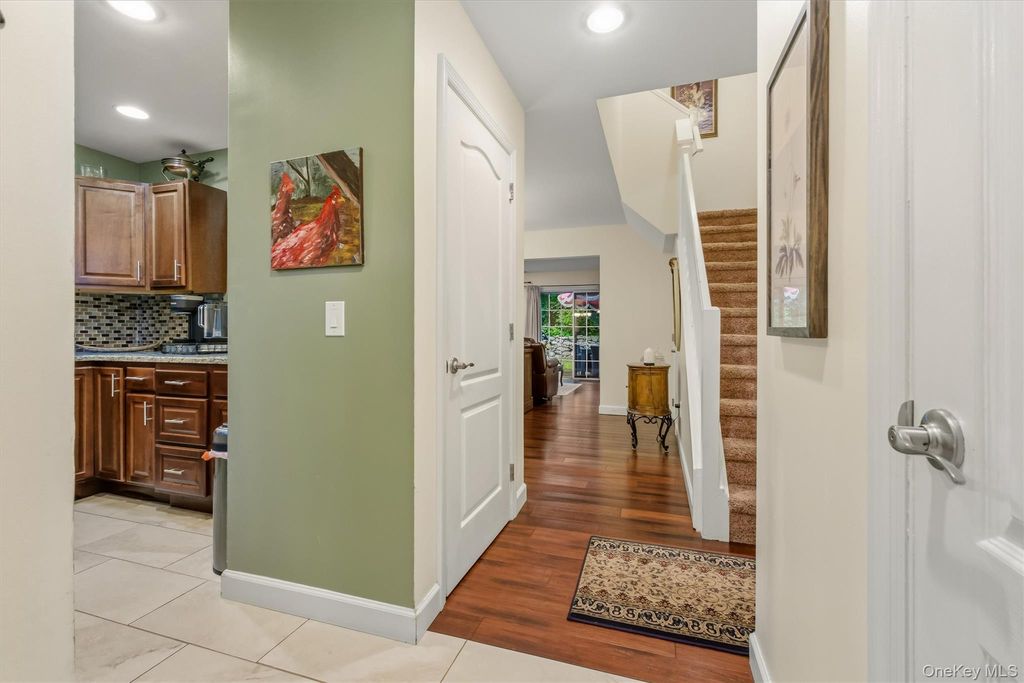5304 Applewood Circle, Carmel, NY 10512 — photo 3
