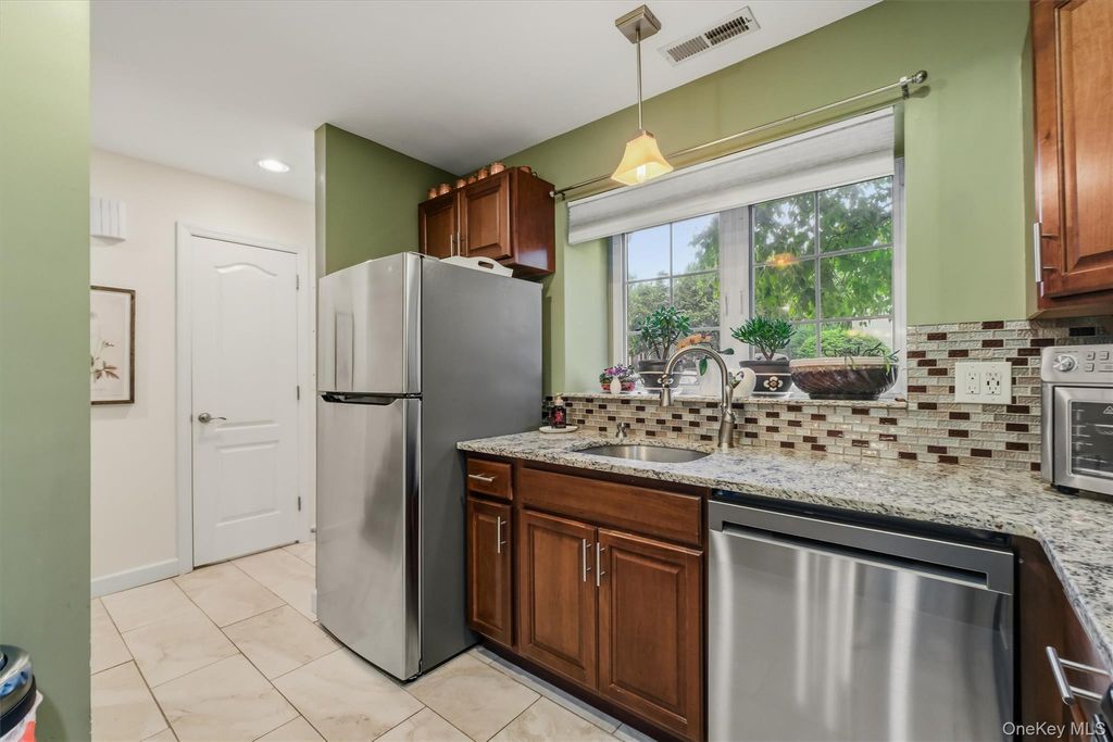5304 Applewood Circle, Carmel, NY 10512 — photo 5