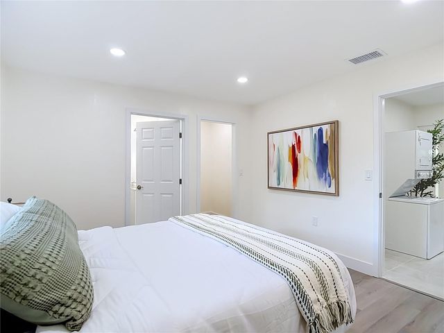 8010 N 13TH STREET, Tampa, FL 33604