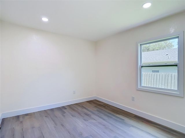8010 N 13TH STREET, Tampa, FL 33604