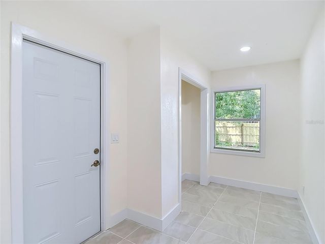 8010 N 13TH STREET, Tampa, FL 33604