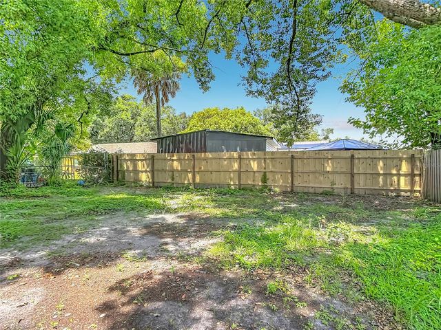 8010 N 13TH STREET, Tampa, FL 33604