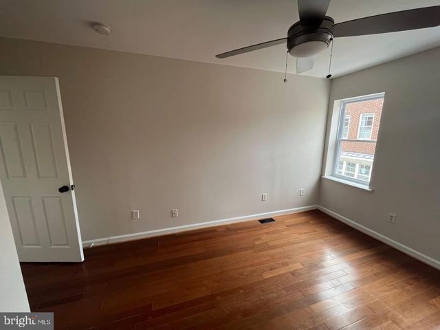 1215 COOKSIE ST, Baltimore, MD 21230