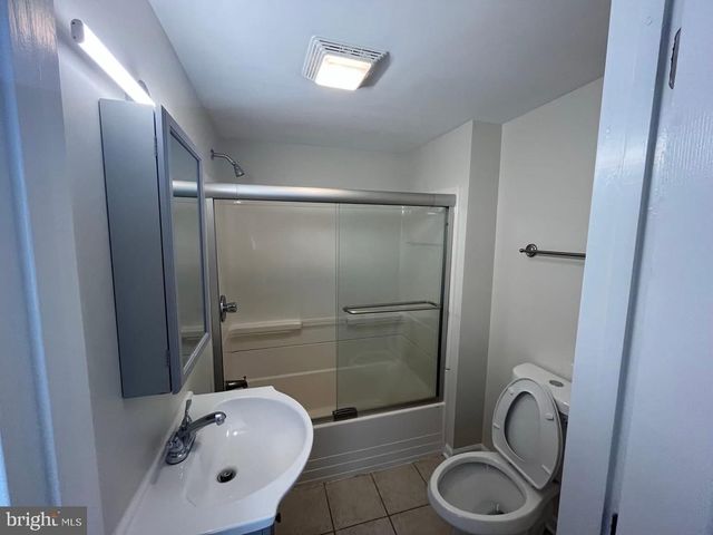 1215 COOKSIE ST, Baltimore, MD 21230