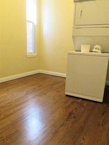 2717 W 15th Place 2, Chicago, IL 60608
