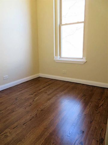 2717 W 15th Place 2, Chicago, IL 60608