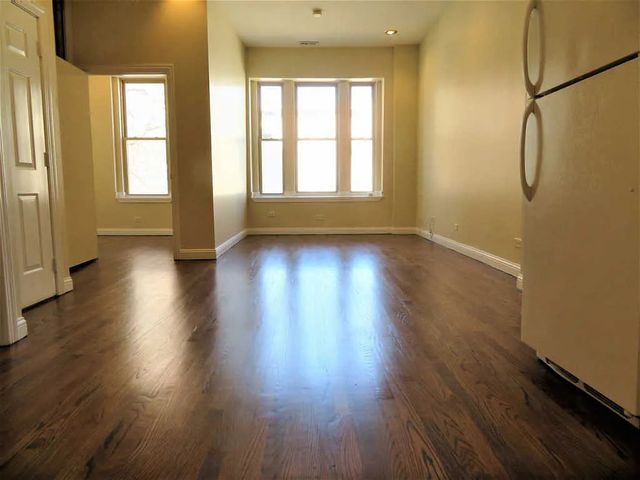 2717 W 15th Place 2, Chicago, IL 60608