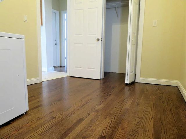 2717 W 15th Place 2, Chicago, IL 60608
