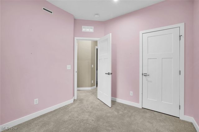 316 E Reno Drive, Louisville, OH 44641