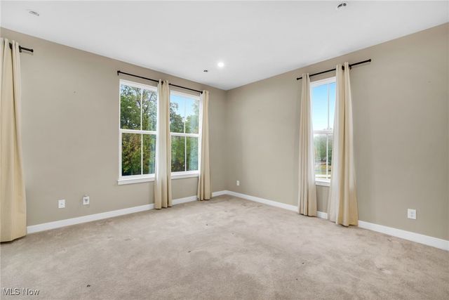 316 E Reno Drive, Louisville, OH 44641