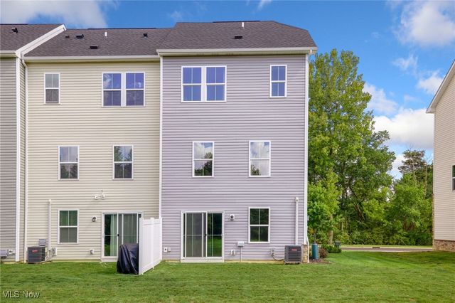 316 E Reno Drive, Louisville, OH 44641