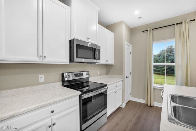 316 E Reno Drive, Louisville, OH 44641