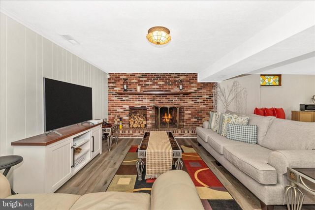 5313 POMMEL DR, Mount Airy, MD 21771