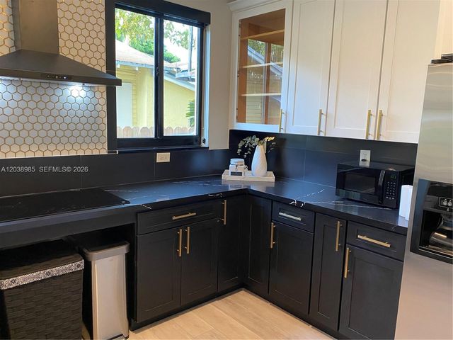 1299 SW 13th Street 1299, Miami, FL 33145