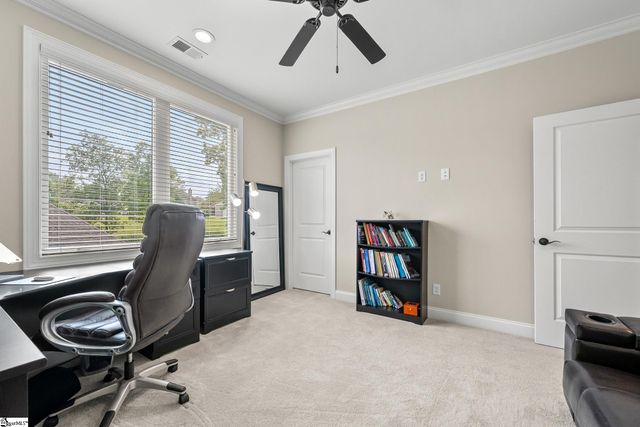 124 Chestnut Pond Lane, Simpsonville, SC 29681