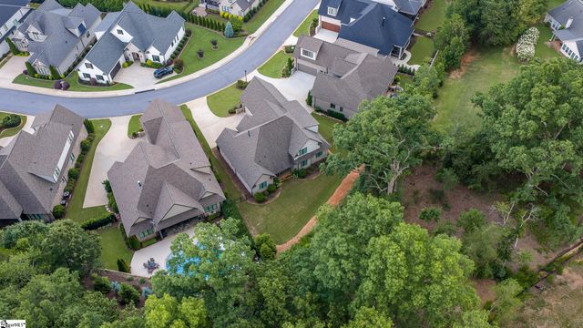 124 Chestnut Pond Lane, Simpsonville, SC 29681