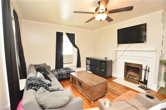 1713 Lower Hopedale Road, Burlington, NC 27217
