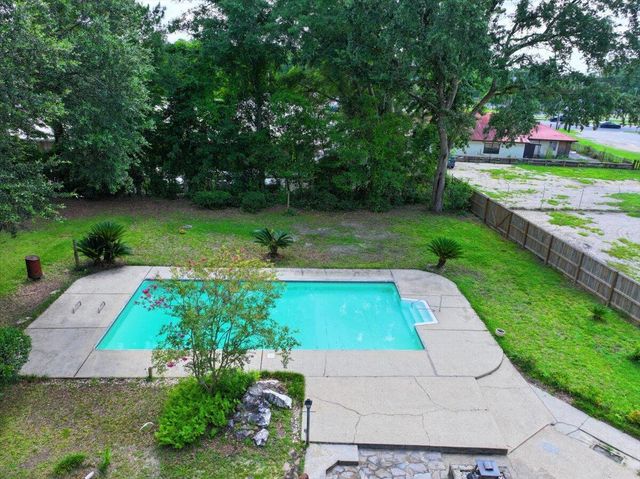 295 Garden Street, Crestview, FL 32536