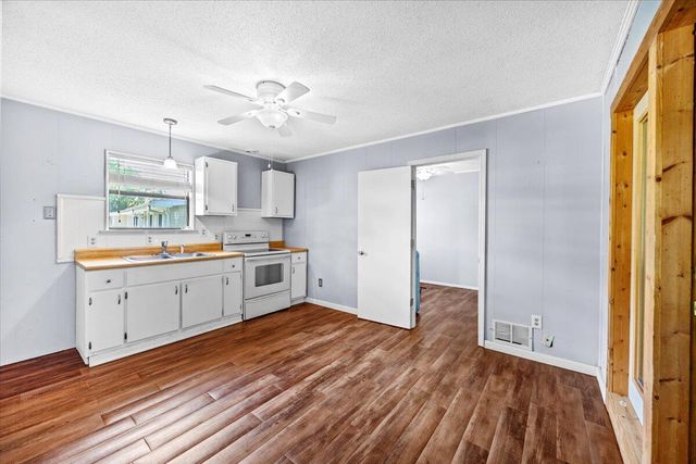 295 Garden Street, Crestview, FL 32536