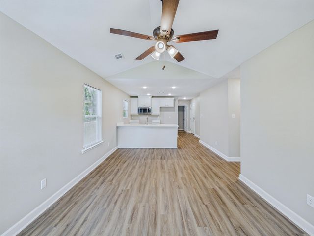 1721.5 Poplar St., North Little Rock, AR 72114
