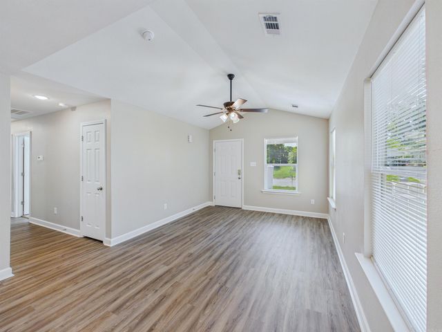 1721.5 Poplar St., North Little Rock, AR 72114