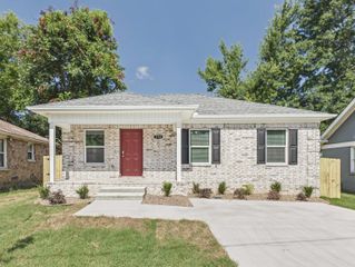 1721.5 Poplar St., North Little Rock, AR 72114