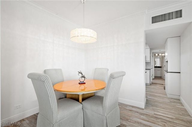 240 Seaview CT 211, Marco Island, FL 34145