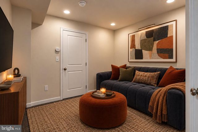 1428 S CLARION ST, Philadelphia, PA 19147