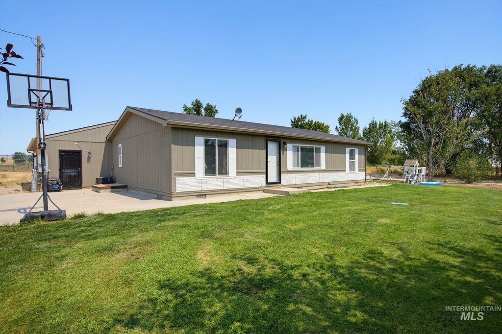 21568/21566 Market Rd, Parma, ID 83660 photo 3