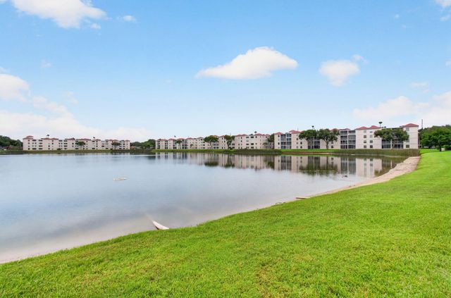 14111 Royal Vista Drive 407, Delray Beach, FL 33484