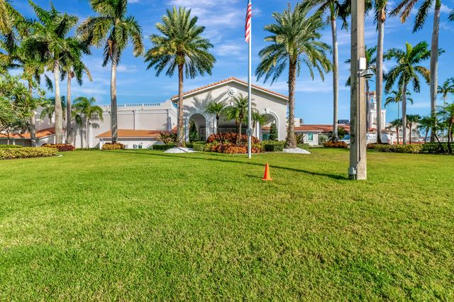 14111 Royal Vista Drive 407, Delray Beach, FL 33484