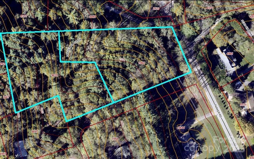 99999 Parker Road, Asheville, NC 28805