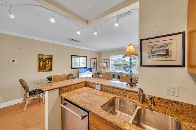 341 N Birch Rd 204, Fort Lauderdale, FL 33304