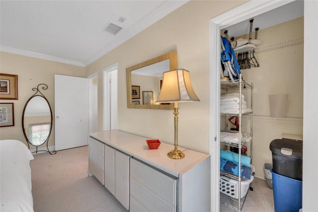 341 N Birch Rd 204, Fort Lauderdale, FL 33304